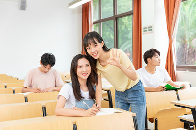華東師范大學在職研究生 華東師范大學在職研究生